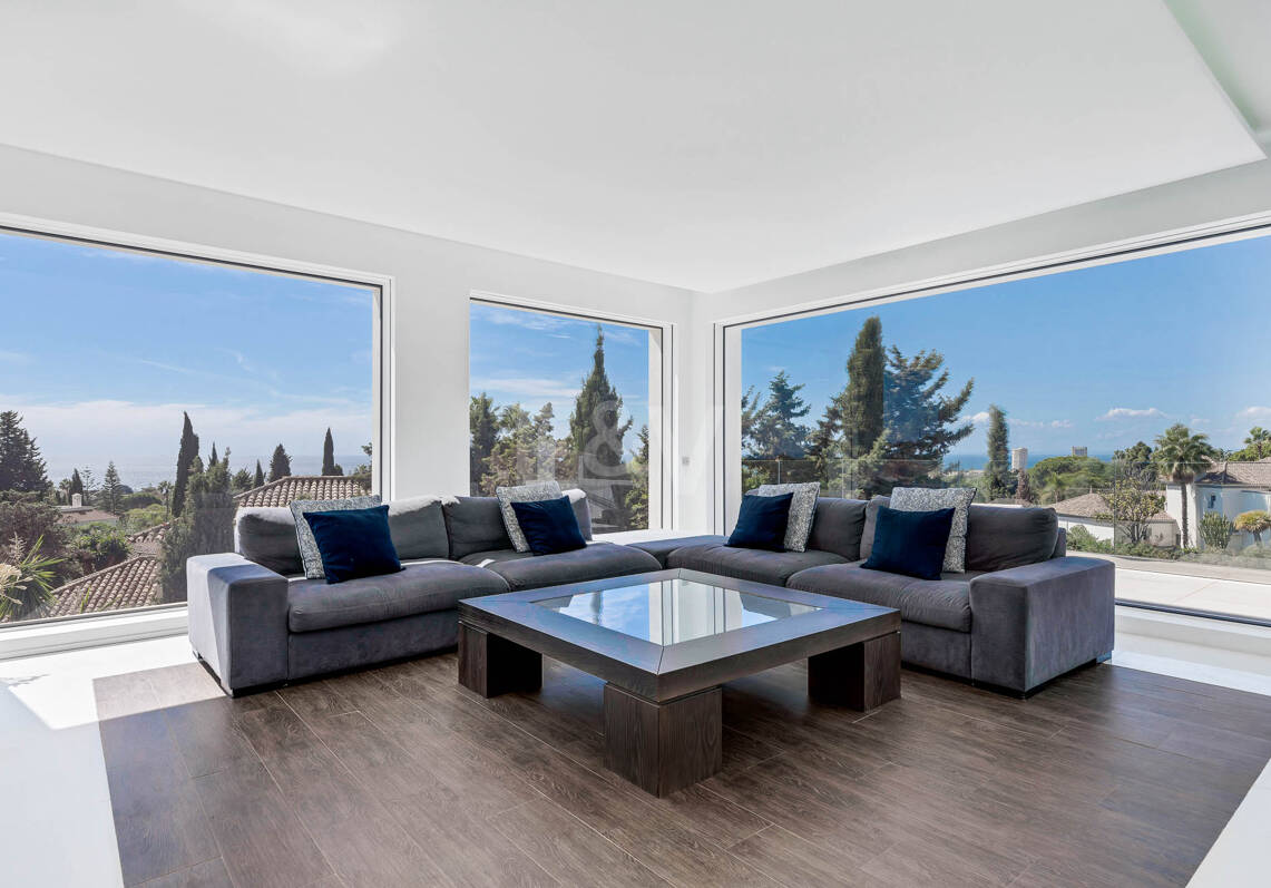 Modern Villa i Hacienda Las Chapas med havsutsikt