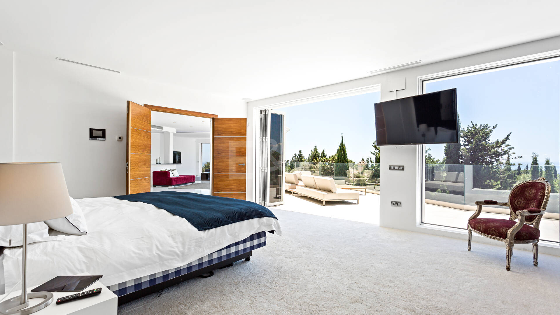 Modern Villa i Hacienda Las Chapas med havsutsikt