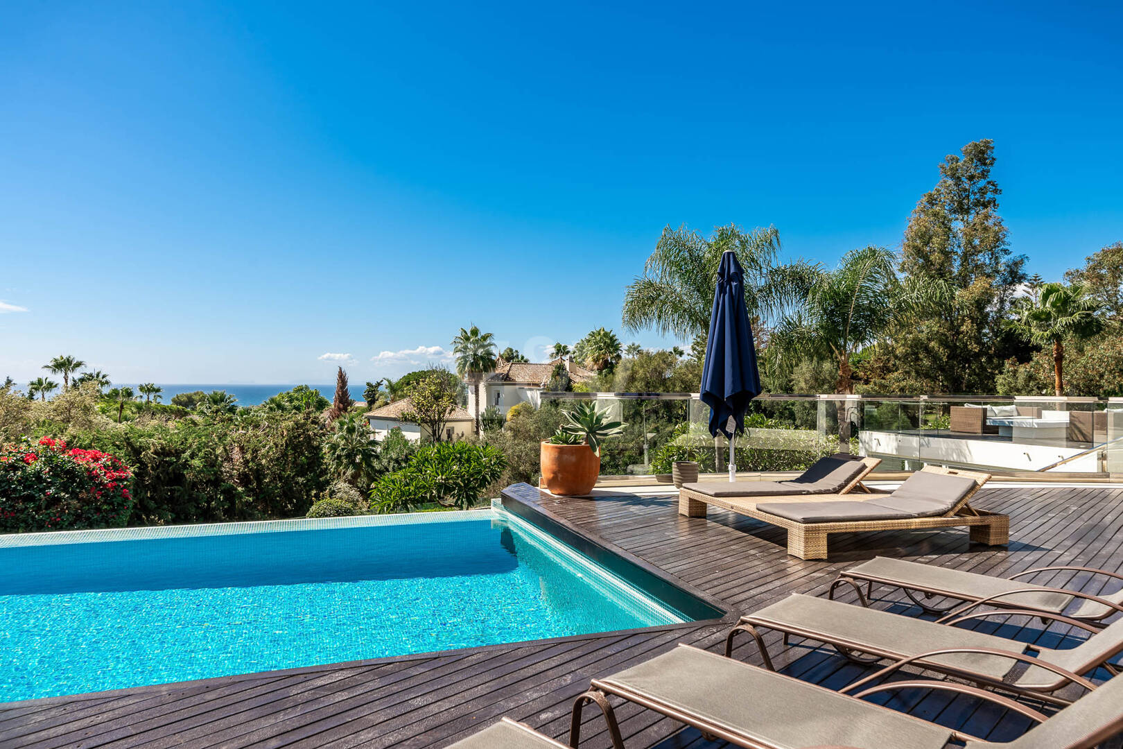 Villa moderna en Hacienda Las Chapas con impresionantes vistas al mar