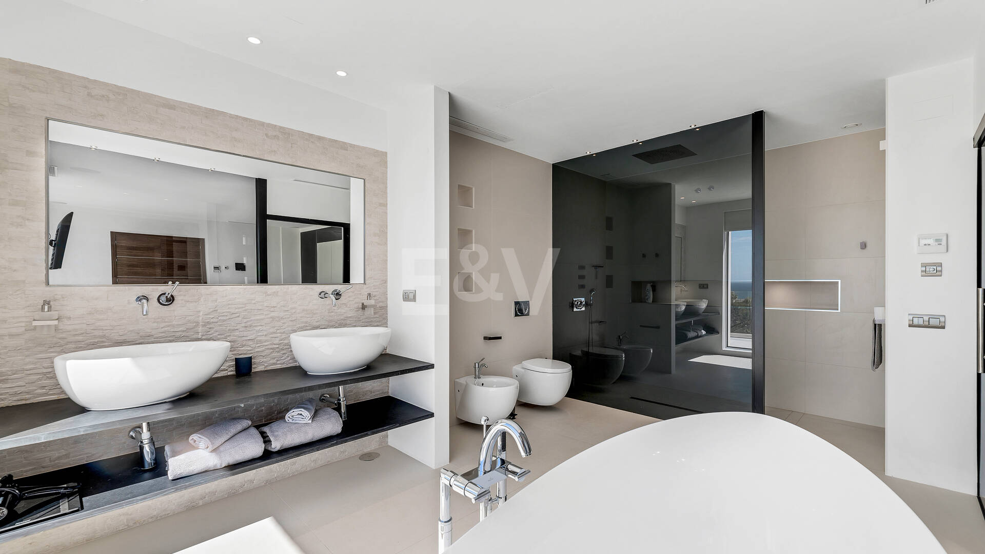 Nowoczesna willa w Hacienda Las Chapas z widokiem na morze