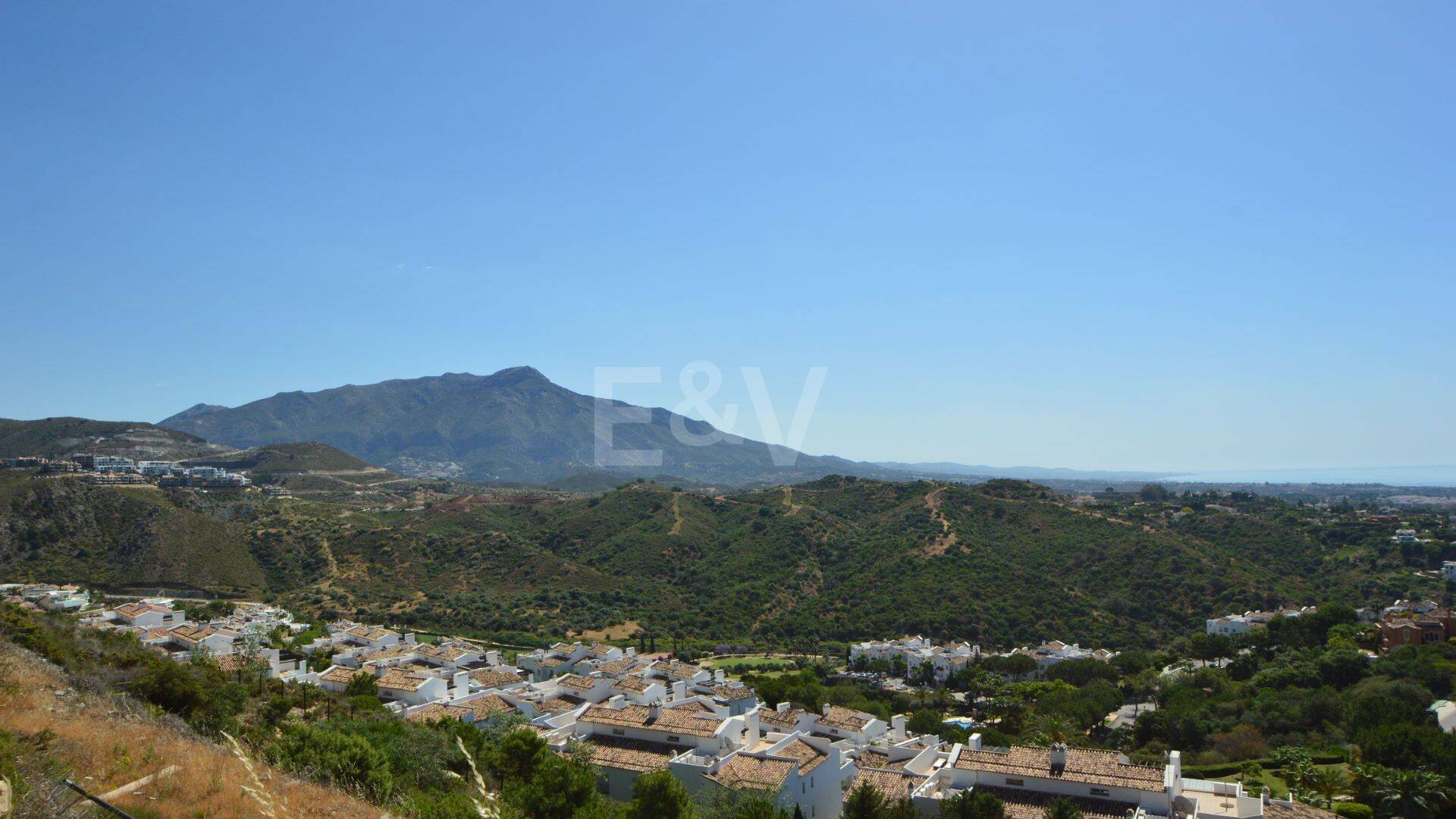 Vacker lägenhet med fantastisk havsutsikt