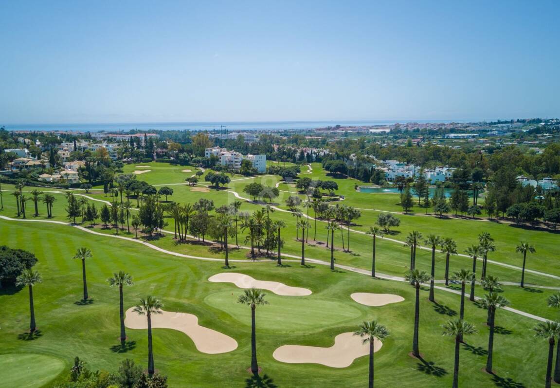 Best Plots in Haza del Conde, Nueva Andalucia