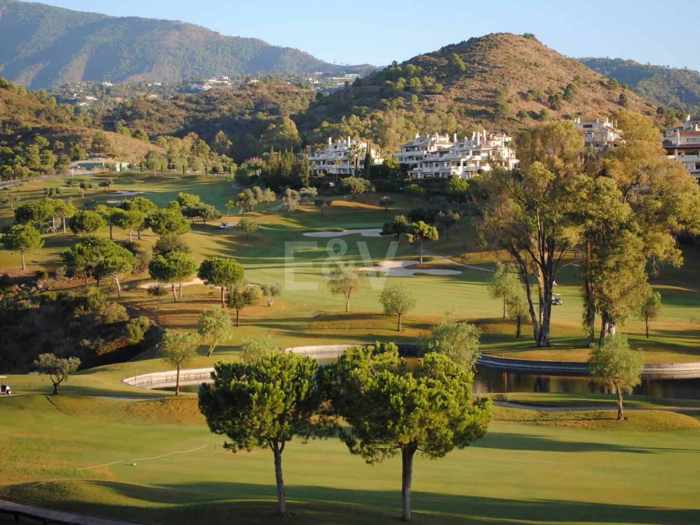 Best Plots in Haza del Conde, Nueva Andalucia