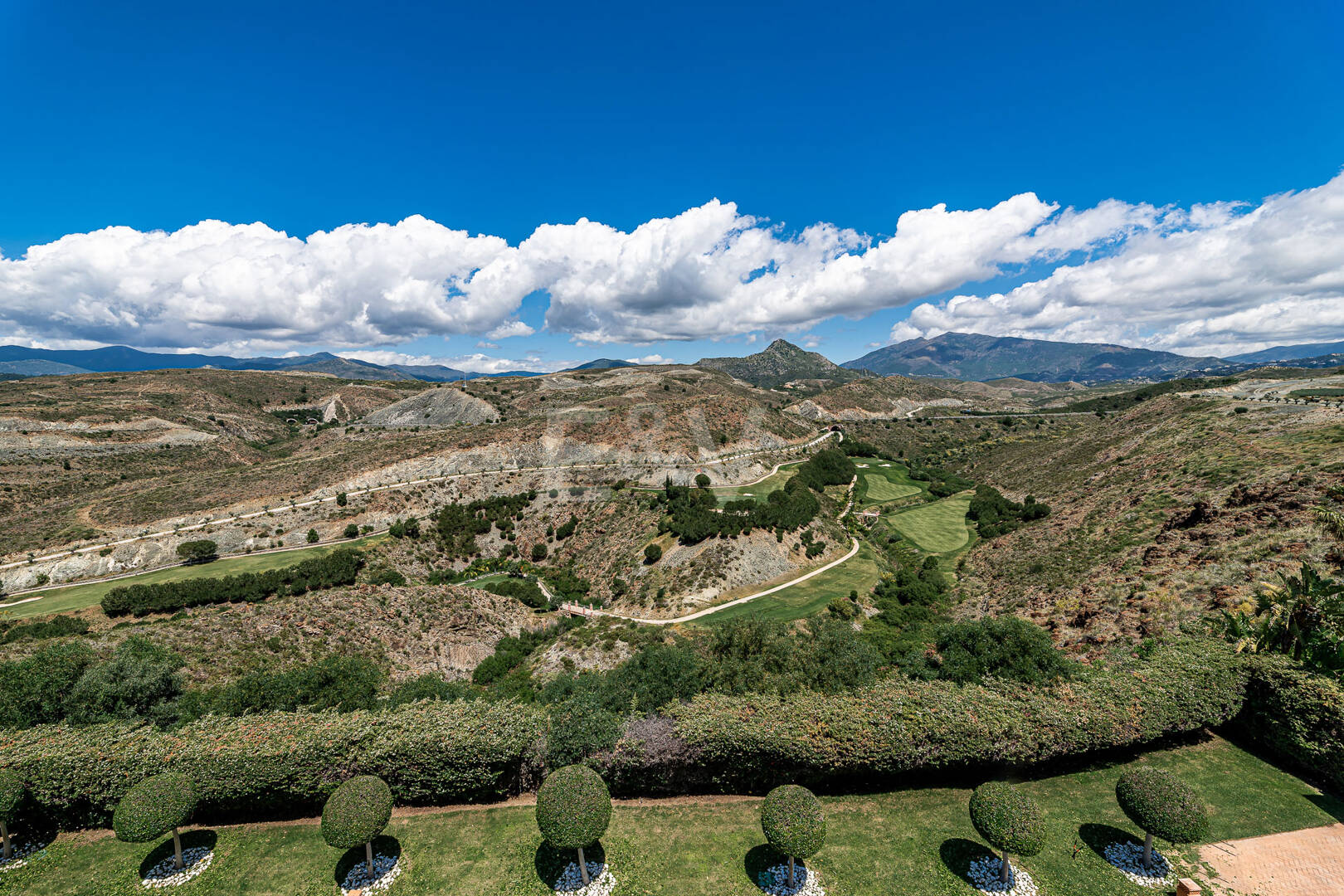 Designer-Villa-Projekt am Los Flamingos Golf mit erhöhter Frontlage am Golfplatz