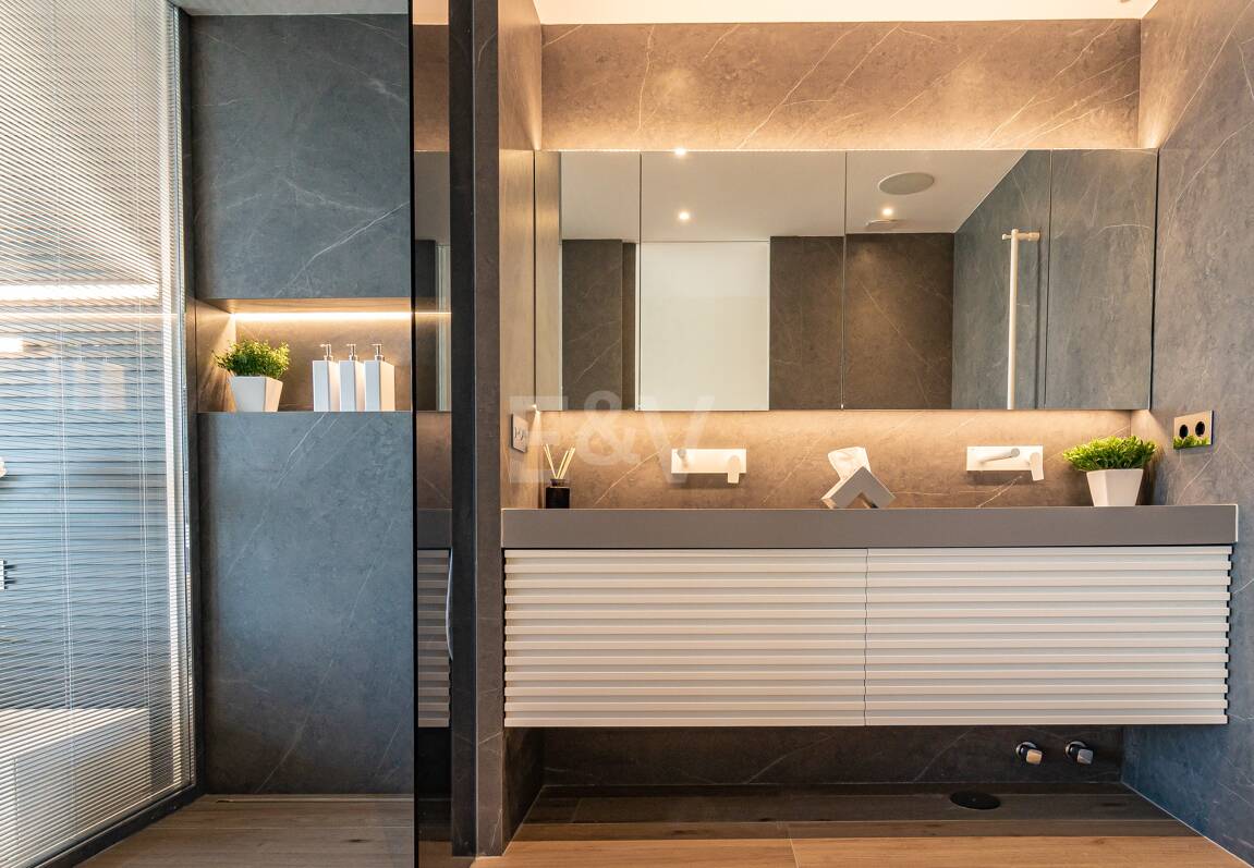 Luxueux Beachfront Townhouse à Coral Beach sur le Golden Mile de Marbella