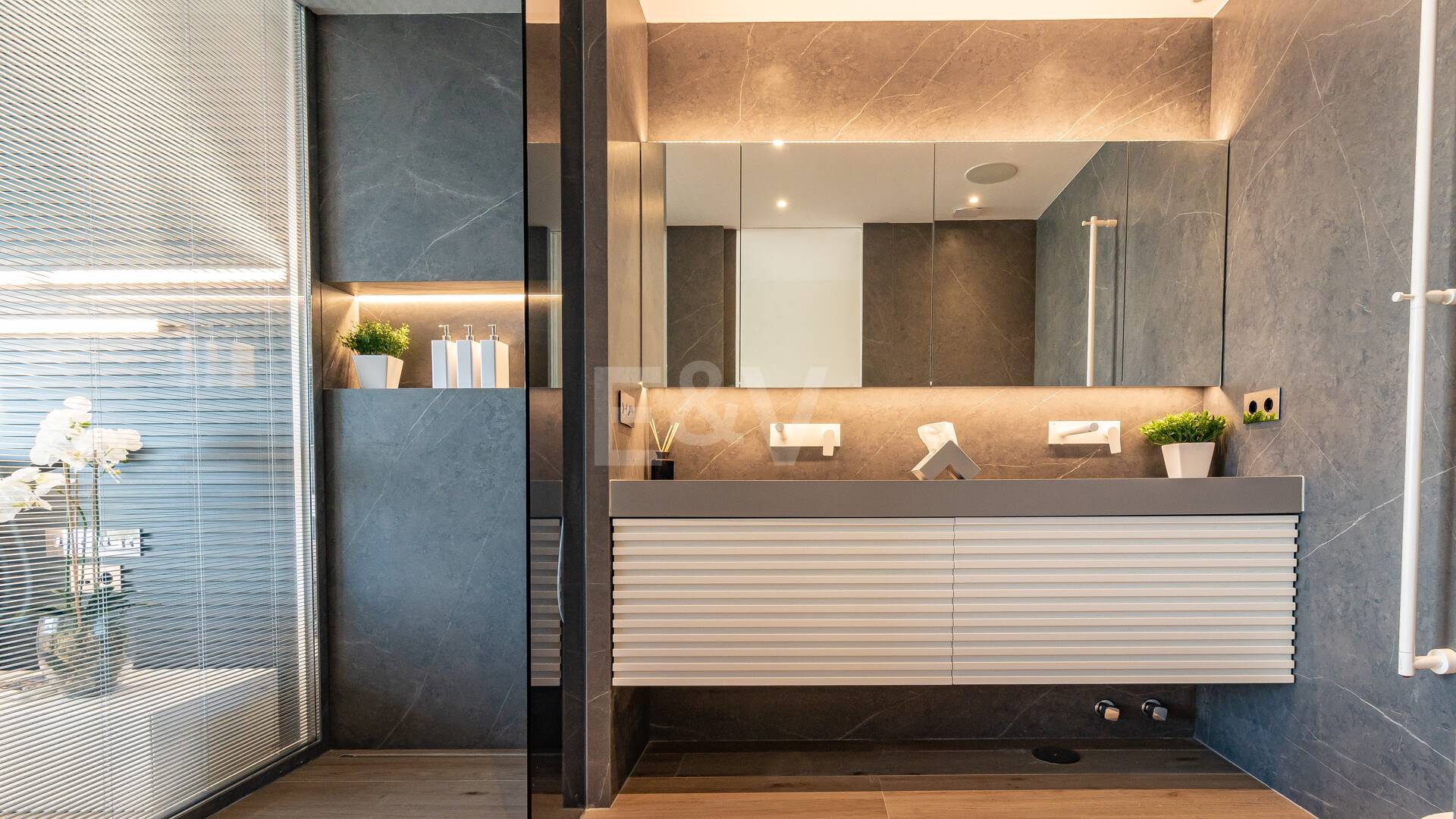 Luxurious Beachfront Townhouse in Coral Beach on Marbella's Golden Mile