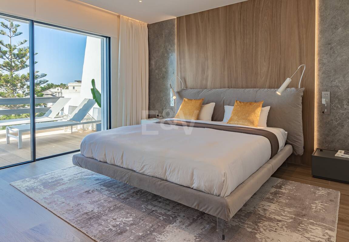 Luxueux Beachfront Townhouse à Coral Beach sur le Golden Mile de Marbella