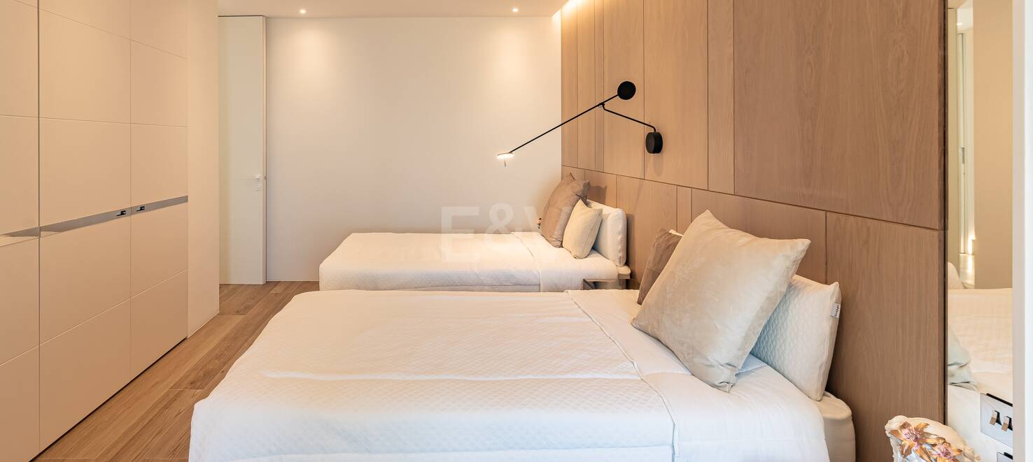 Lyxig Beachfront Townhouse i Coral Beach på Marbellas Golden Mile