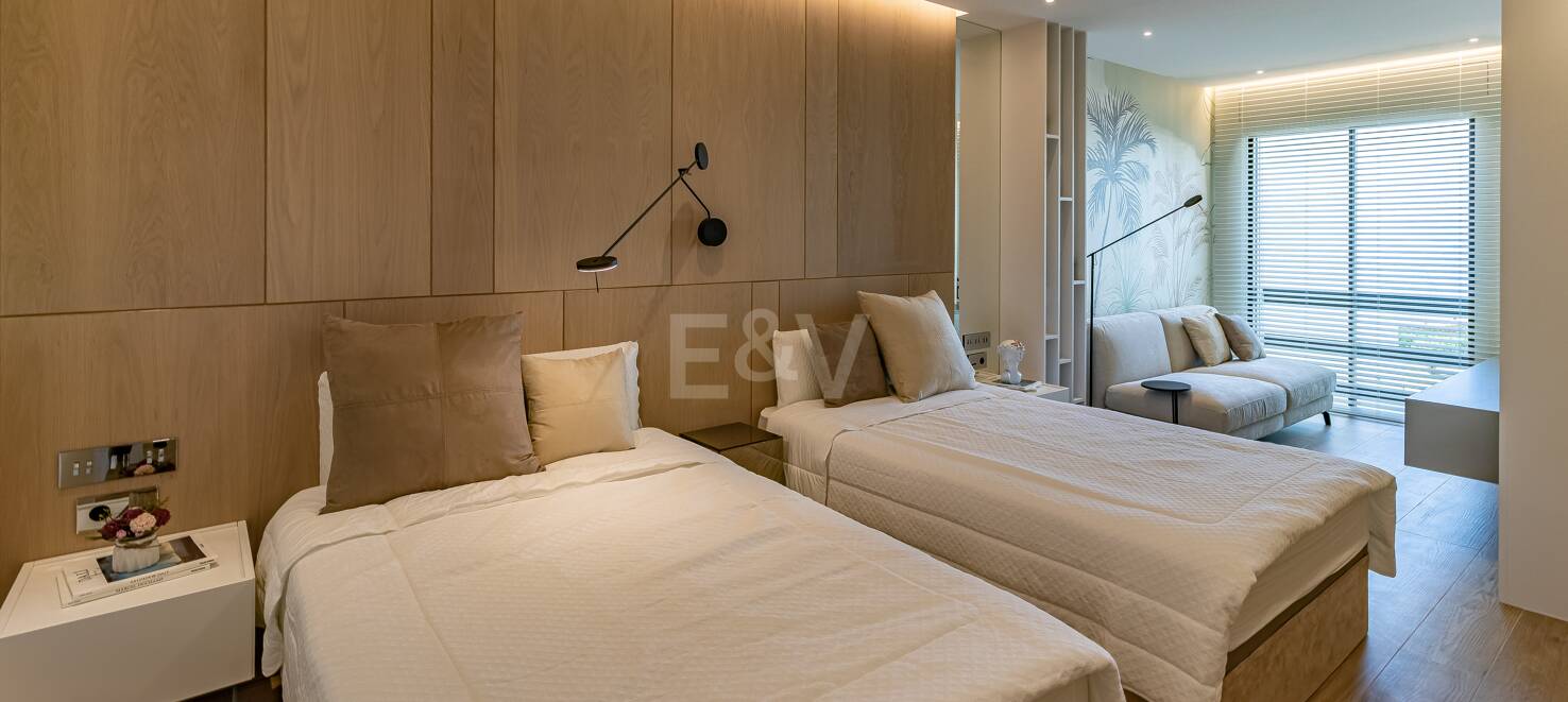 Lyxig Beachfront Townhouse i Coral Beach på Marbellas Golden Mile