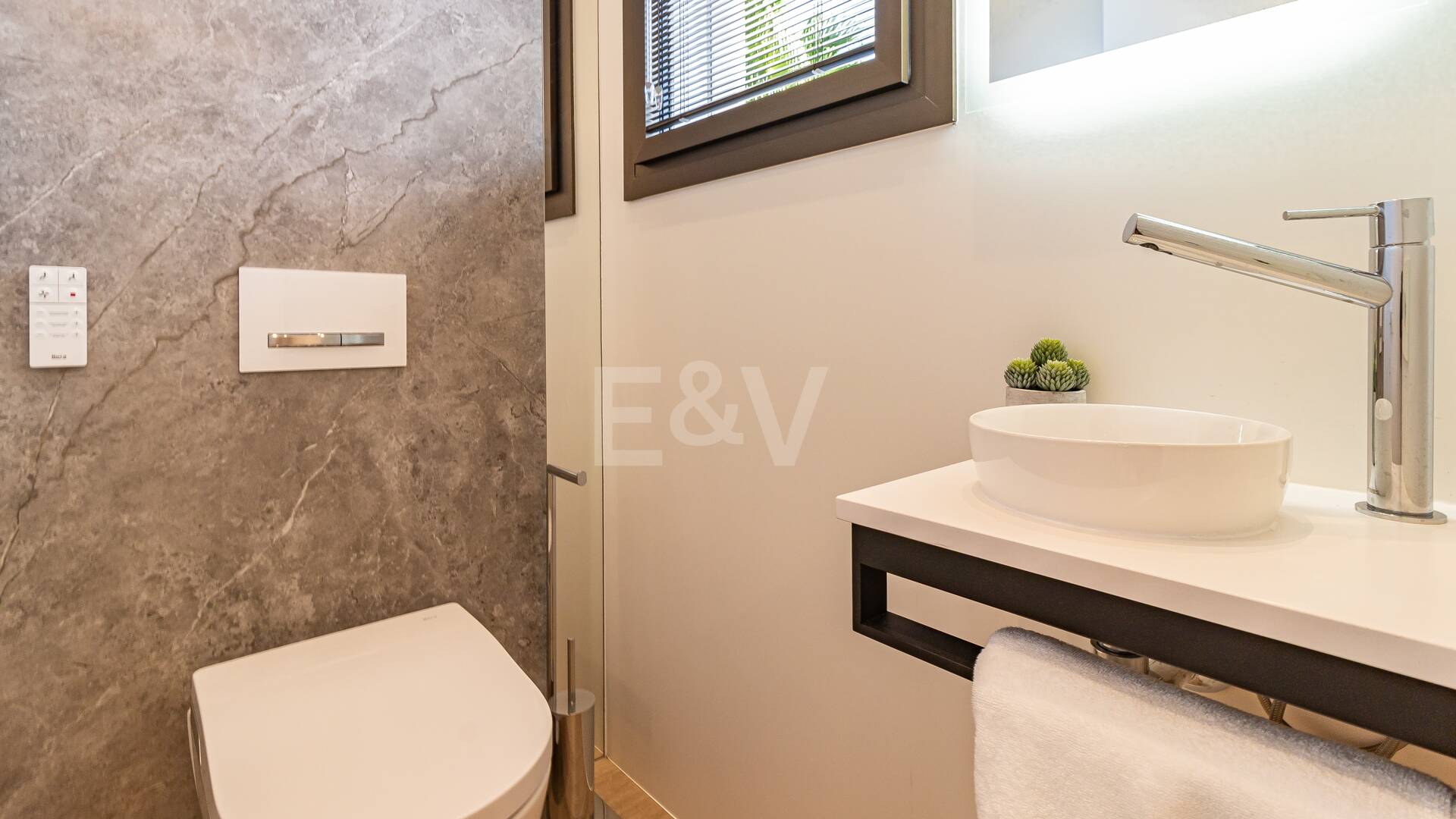 Luxueux Beachfront Townhouse à Coral Beach sur le Golden Mile de Marbella