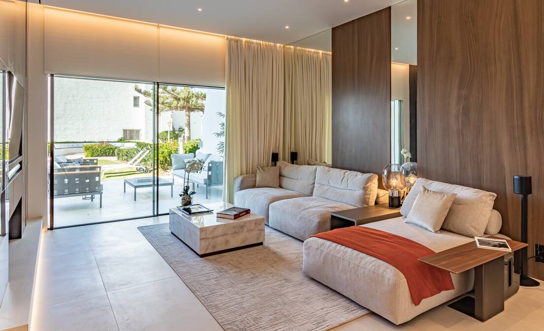 Lyxig Beachfront Townhouse i Coral Beach på Marbellas Golden Mile