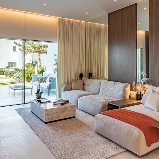 Lyxig Beachfront Townhouse i Coral Beach på Marbellas Golden Mile