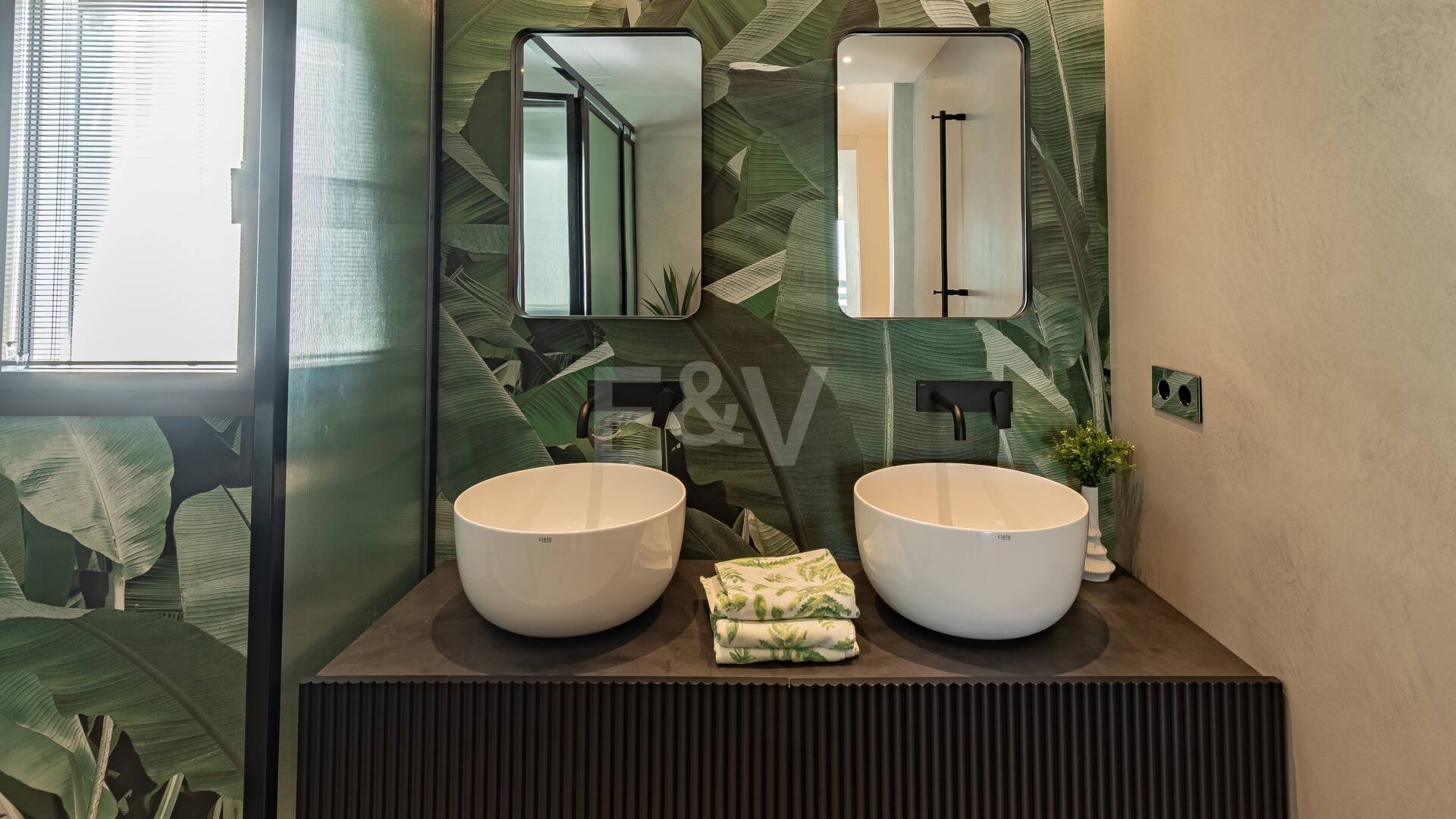 Luxueux Beachfront Townhouse à Coral Beach sur le Golden Mile de Marbella