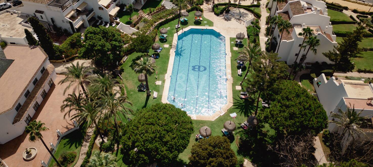 Lyxig Beachfront Townhouse i Coral Beach på Marbellas Golden Mile