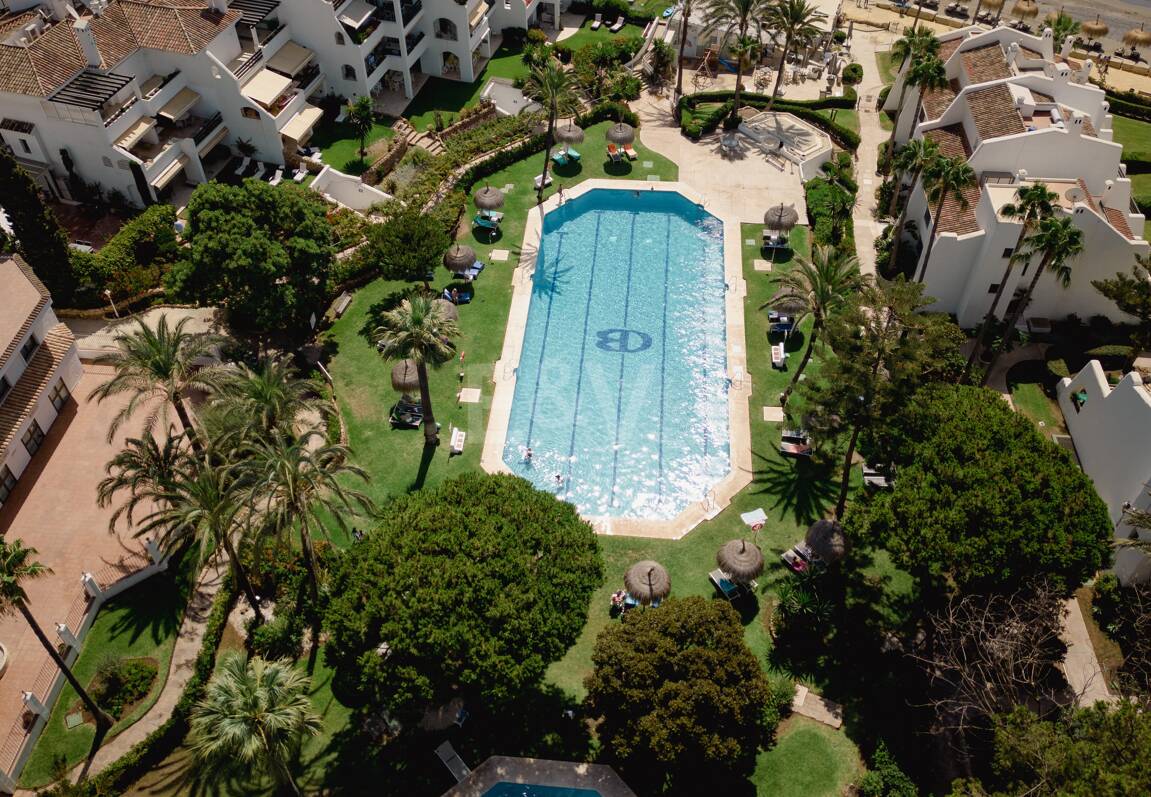 Luxueux Beachfront Townhouse à Coral Beach sur le Golden Mile de Marbella