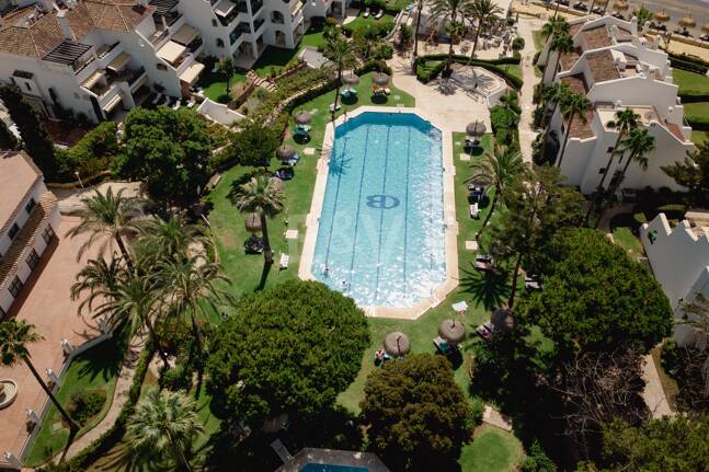 Luxueux Beachfront Townhouse à Coral Beach sur le Golden Mile de Marbella