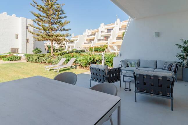 Luxueux Beachfront Townhouse à Coral Beach sur le Golden Mile de Marbella
