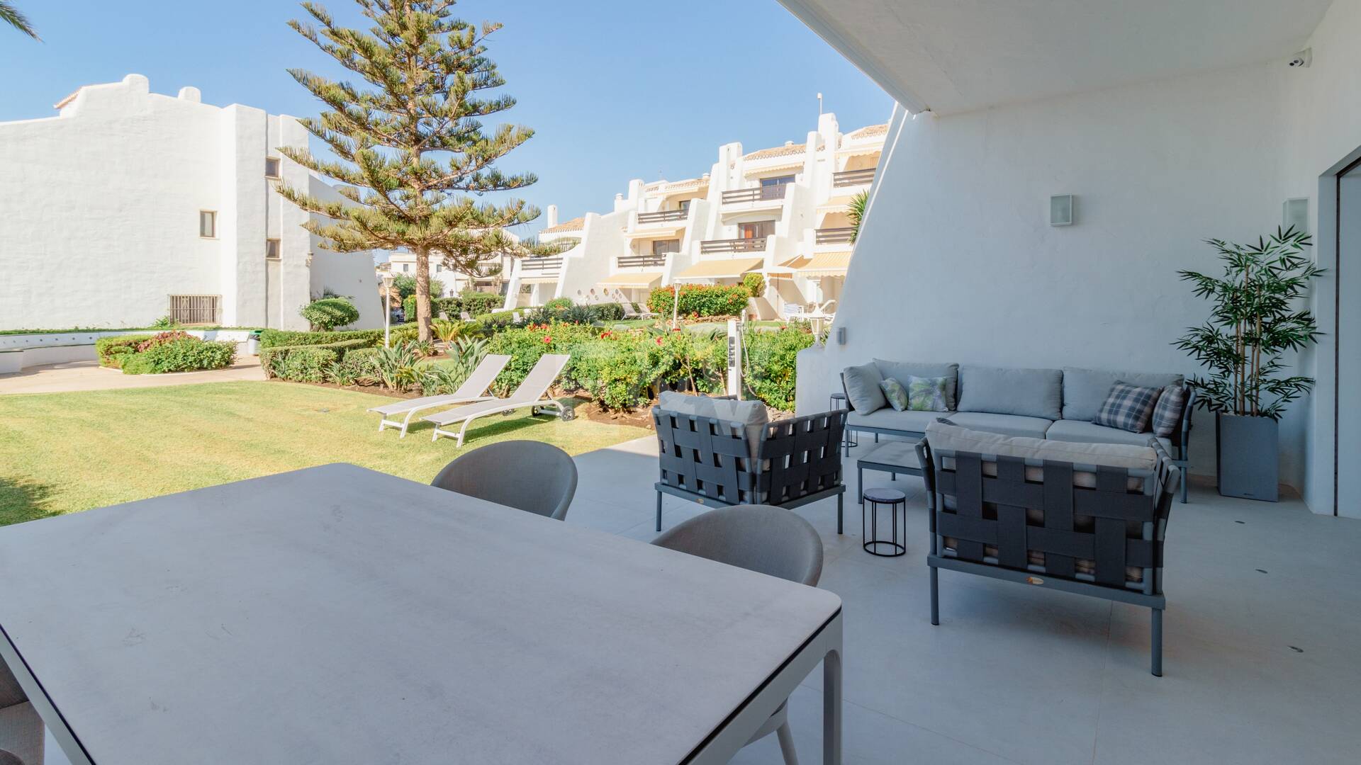 Luxurious Beachfront Townhouse in Coral Beach on Marbella's Golden Mile