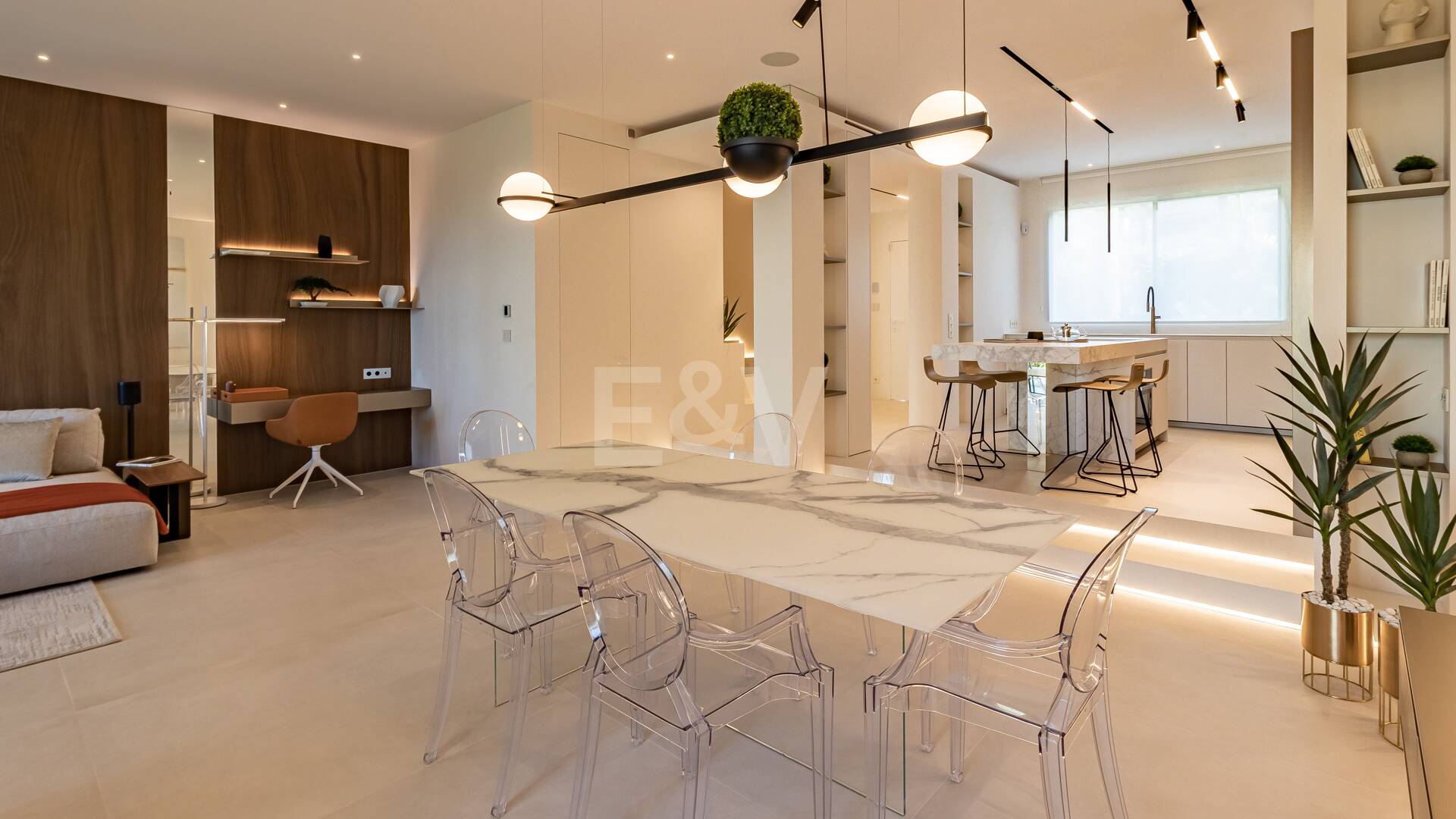 Luxueux Beachfront Townhouse à Coral Beach sur le Golden Mile de Marbella