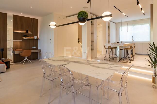 Luxueux Beachfront Townhouse à Coral Beach sur le Golden Mile de Marbella