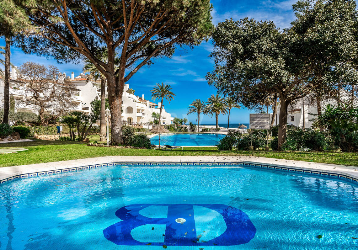 Luxueux Beachfront Townhouse à Coral Beach sur le Golden Mile de Marbella