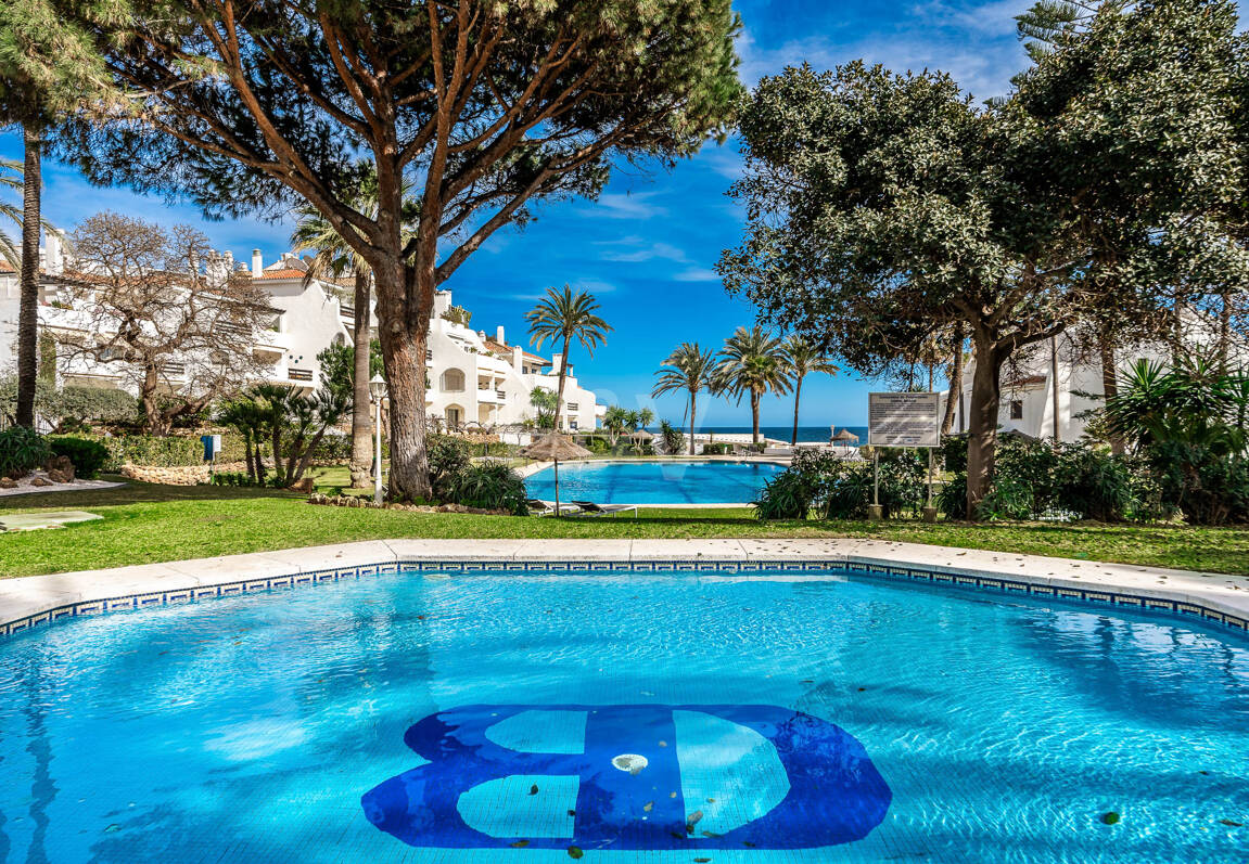 Luxueux Beachfront Townhouse à Coral Beach sur le Golden Mile de Marbella