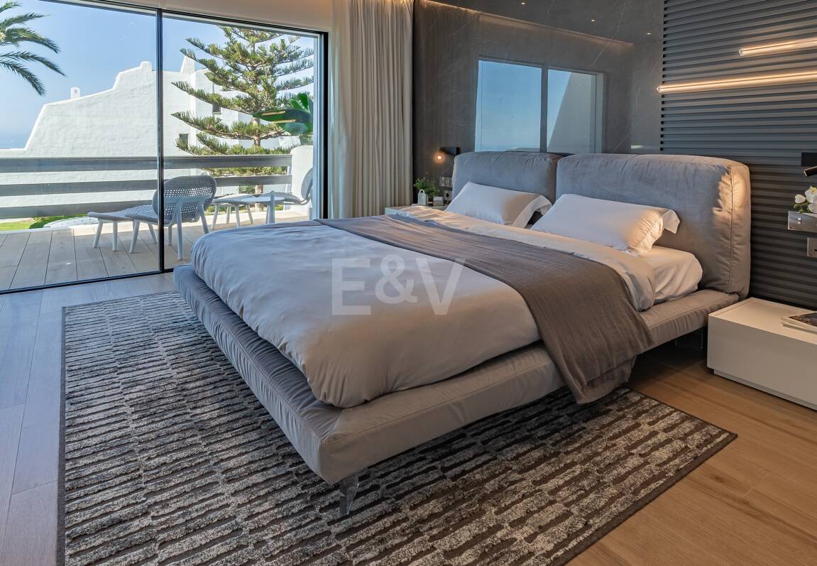 Luxueux Beachfront Townhouse à Coral Beach sur le Golden Mile de Marbella