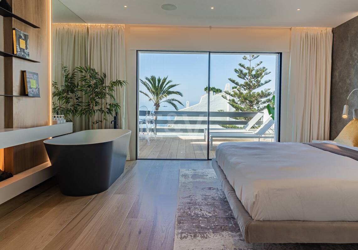 Luxueux Beachfront Townhouse à Coral Beach sur le Golden Mile de Marbella
