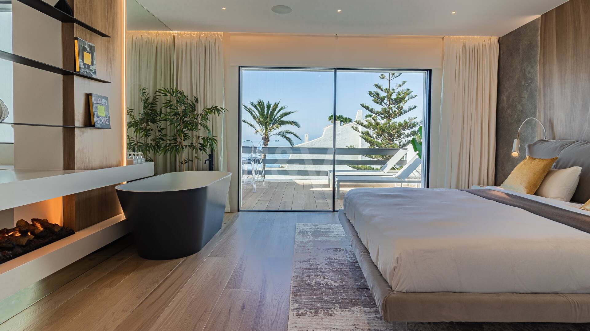 Luxurious Beachfront Townhouse in Coral Beach on Marbella's Golden Mile