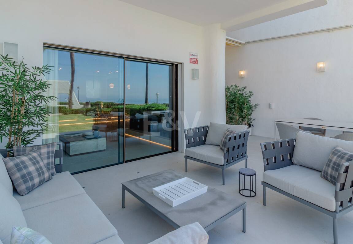 Luxueux Beachfront Townhouse à Coral Beach sur le Golden Mile de Marbella