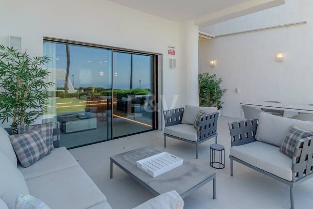 Luxueux Beachfront Townhouse à Coral Beach sur le Golden Mile de Marbella