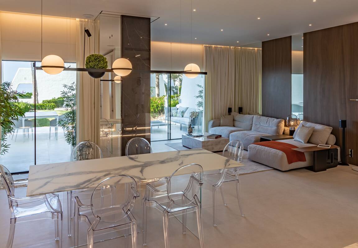 Luxueux Beachfront Townhouse à Coral Beach sur le Golden Mile de Marbella