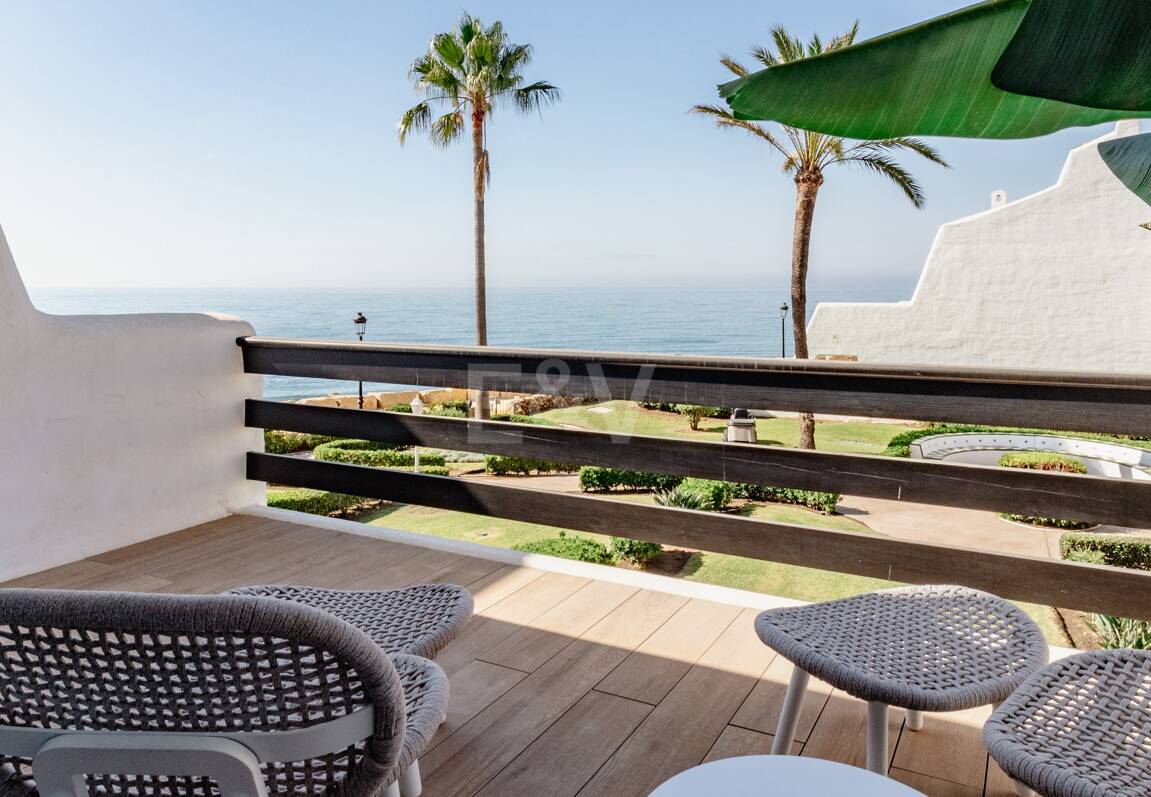 Luxueux Beachfront Townhouse à Coral Beach sur le Golden Mile de Marbella
