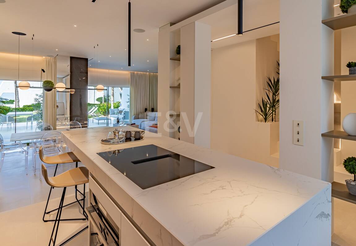 Luxueux Beachfront Townhouse à Coral Beach sur le Golden Mile de Marbella