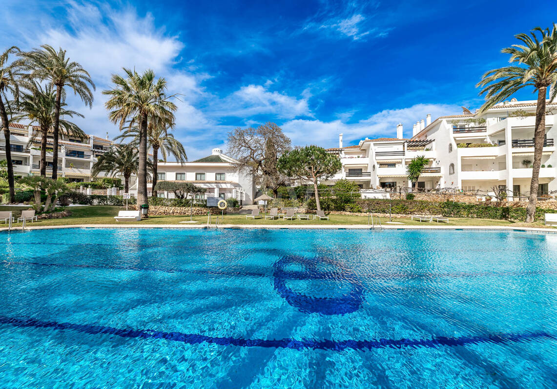 Luxueux Beachfront Townhouse à Coral Beach sur le Golden Mile de Marbella