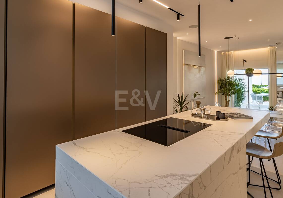 Luxueux Beachfront Townhouse à Coral Beach sur le Golden Mile de Marbella