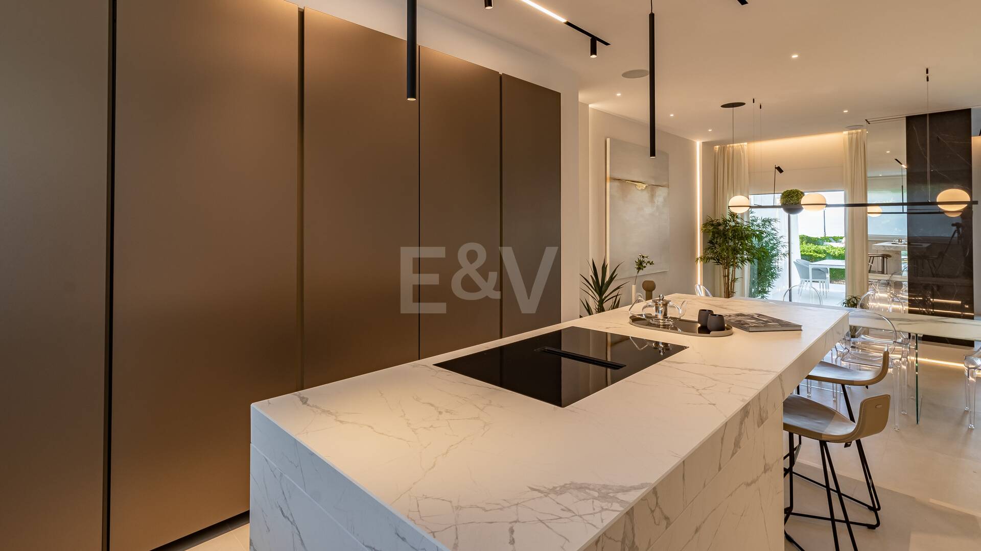 Luxueux Beachfront Townhouse à Coral Beach sur le Golden Mile de Marbella