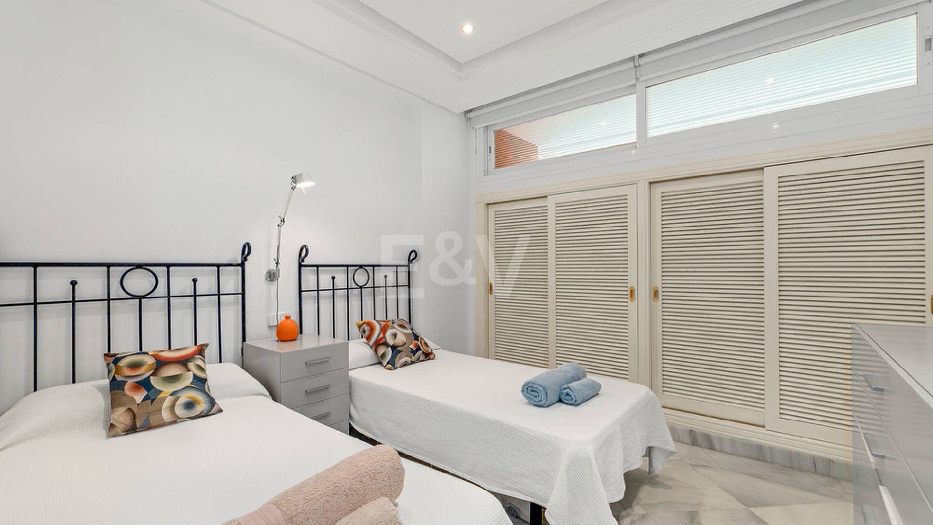 Luxury beach front apartment. Price from €3,300 per week