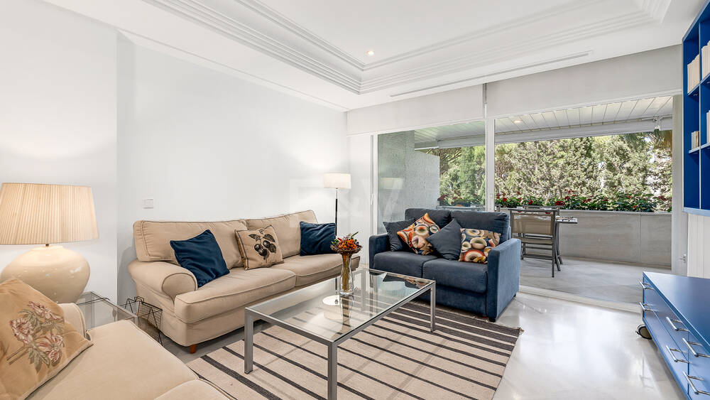 Apartamento de lujo frente a la playa. Precio desde €3,300 por semana