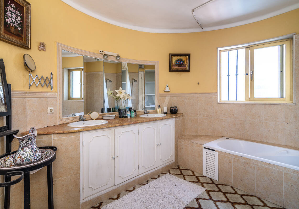 Villa spacieuse à Marbella à proximité de la plage