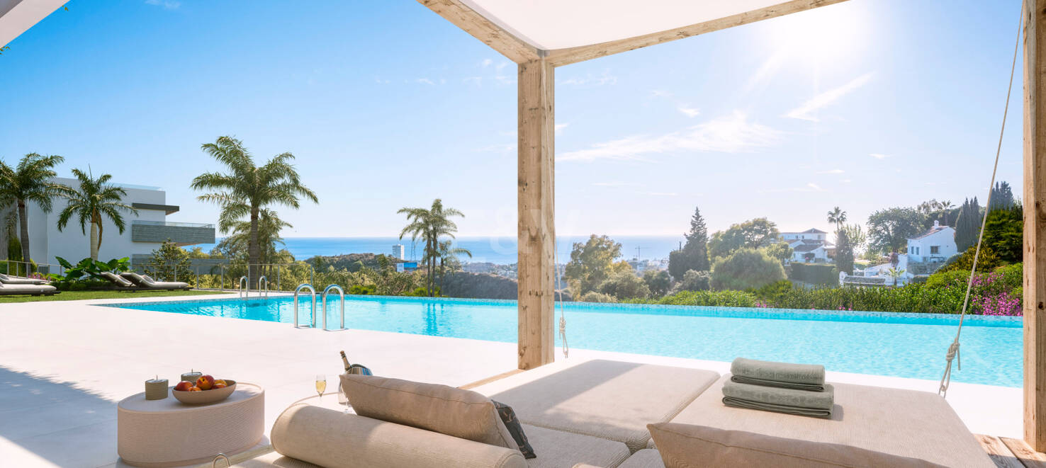 Lägenhet i Los Altos de Los Monteros under byggande med fantastisk utsikt