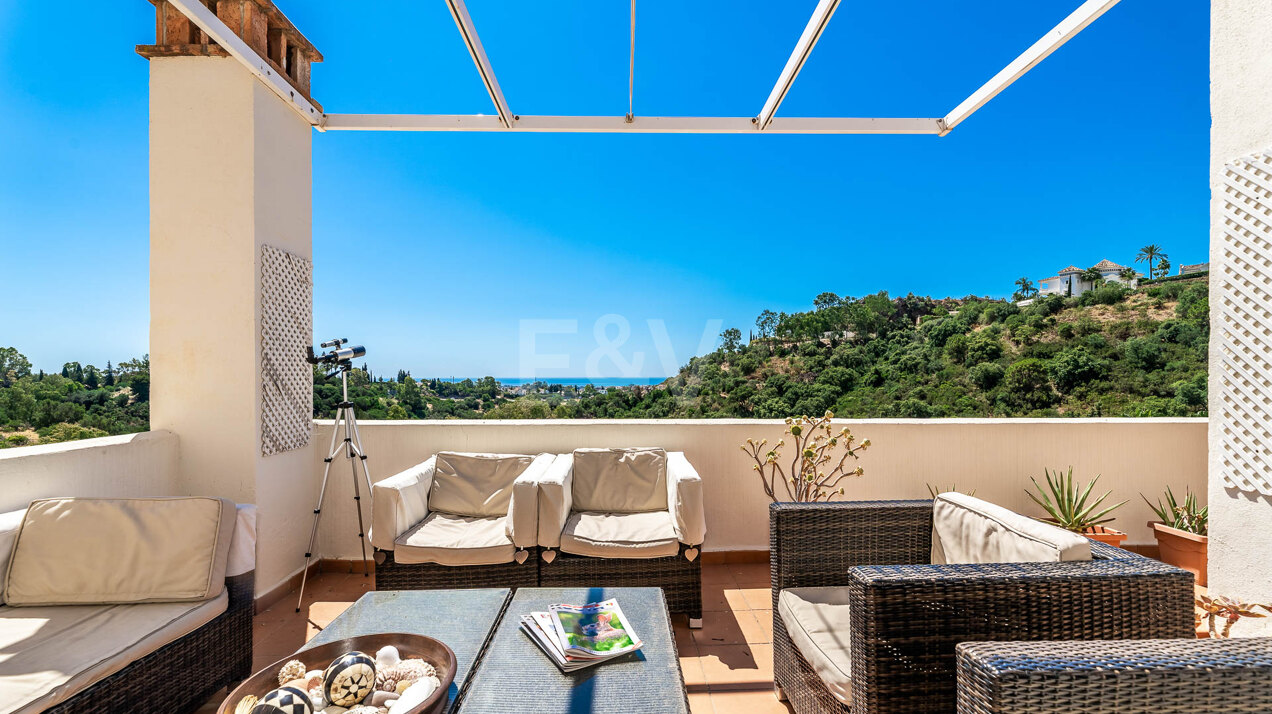 Atemberaubendes Penthouse in Puerto del Almendro mit atemberaubendem Meerblick