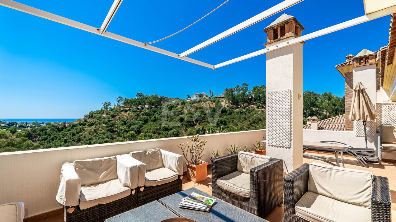 Atemberaubendes Penthouse in Puerto del Almendro mit atemberaubendem Meerblick