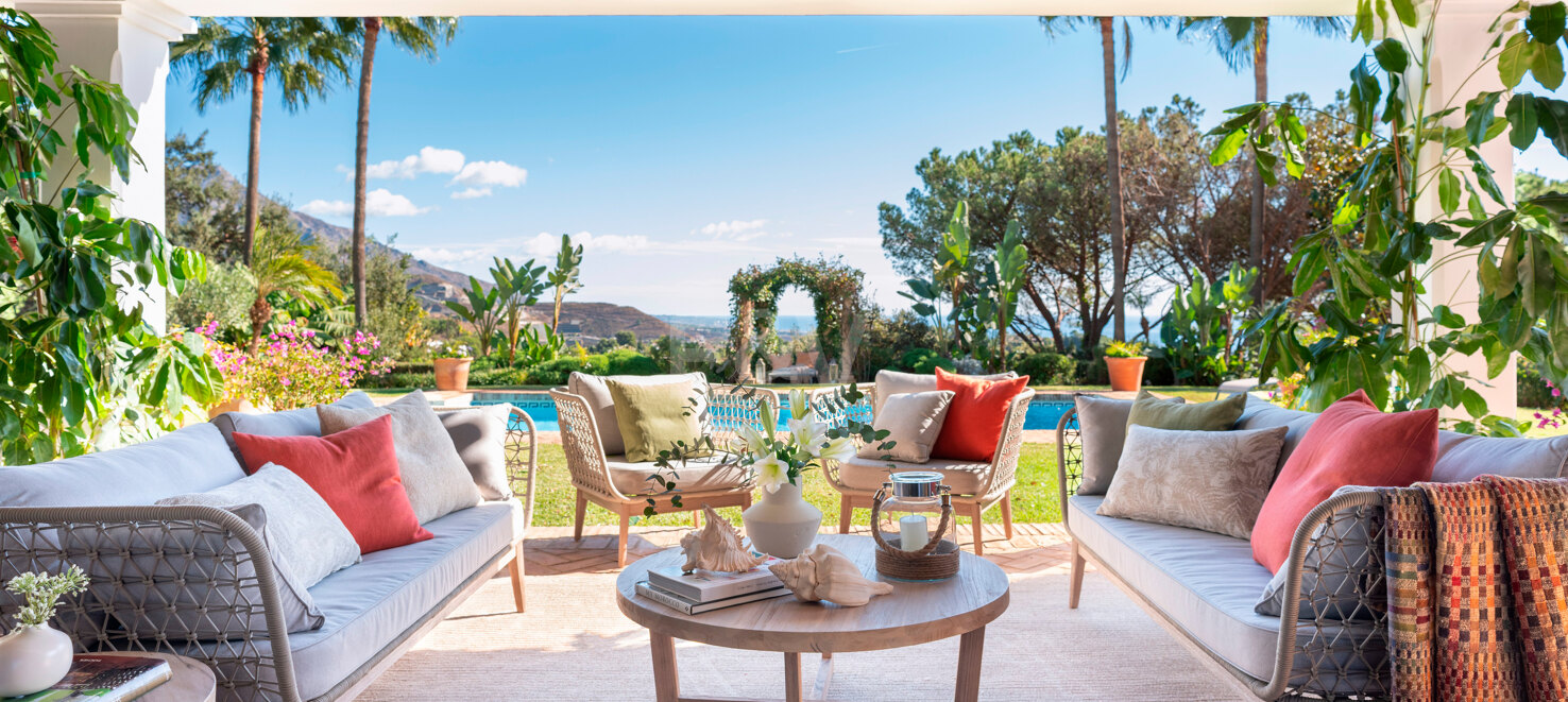 Villa im andalusischen Stil mit Panoramablick i El Madroñal