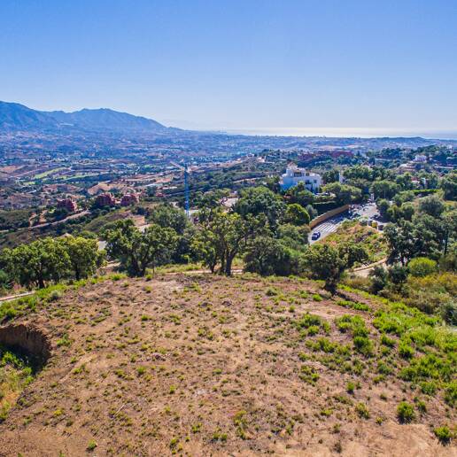 Très grand terrain avec vue imprenable sur la mer à La Mairena