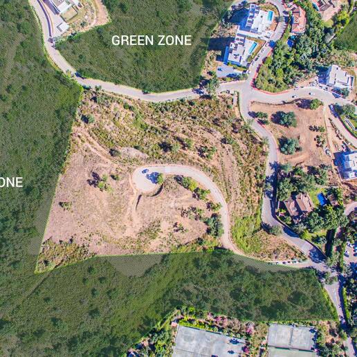 Très grand terrain avec vue imprenable sur la mer à La Mairena