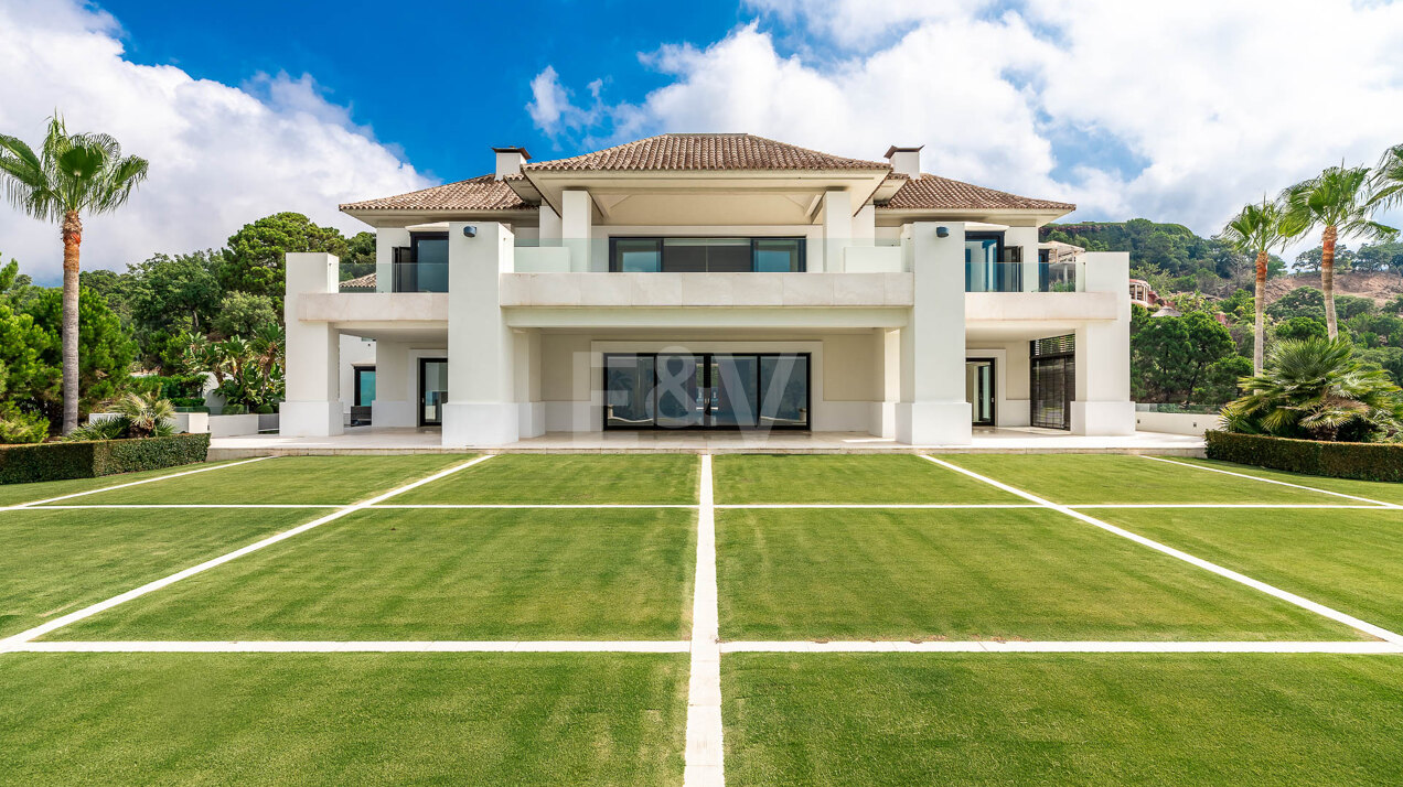 Spektakuläre Villa in La Zagaleta mit atemberaubender Aussicht