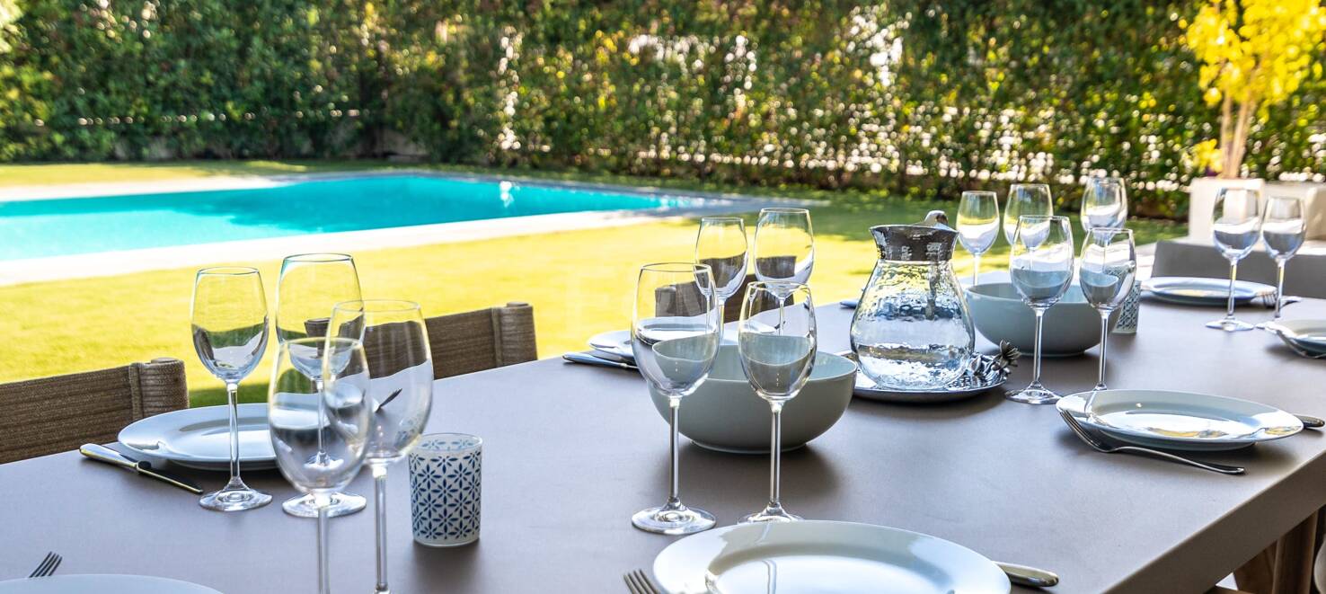 Fabulosa villa nueva y moderna en Puerto Banús. Precio desde €19,000 por semana