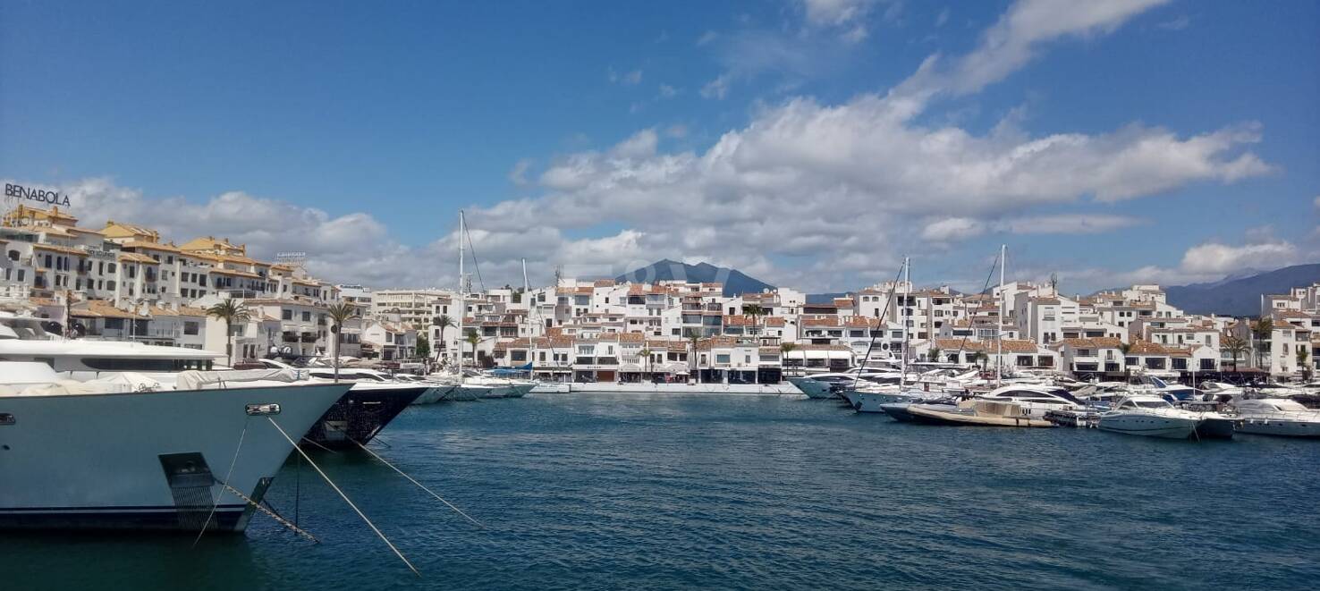 Villas Project in Nueva Andalucia, steps away from Puerto Banus