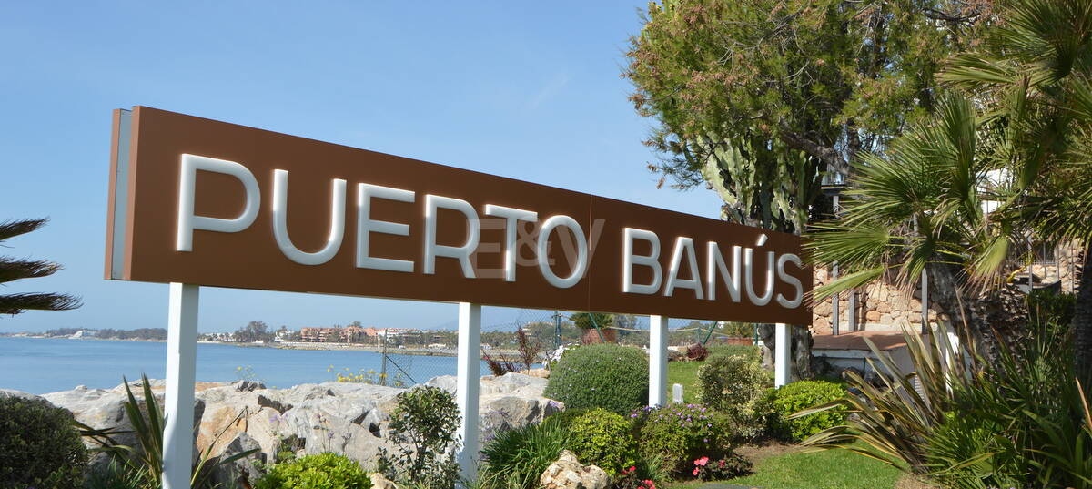 Villas Project in Nueva Andalucia, steps away from Puerto Banus